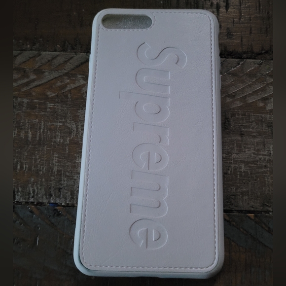 3 Supreme iPhone 7+/8+ Plus Cases - New - Picture 2 of 4